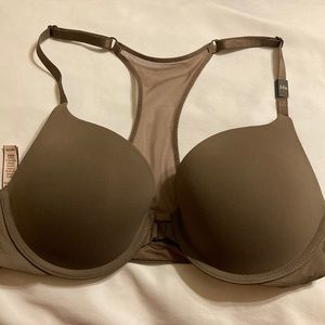 NWT Victoria’s Secret perfect shape bra. Taupe color. Size 34B